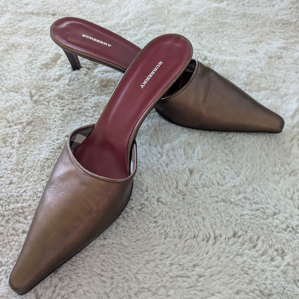 Burberry Leather Mules New!!